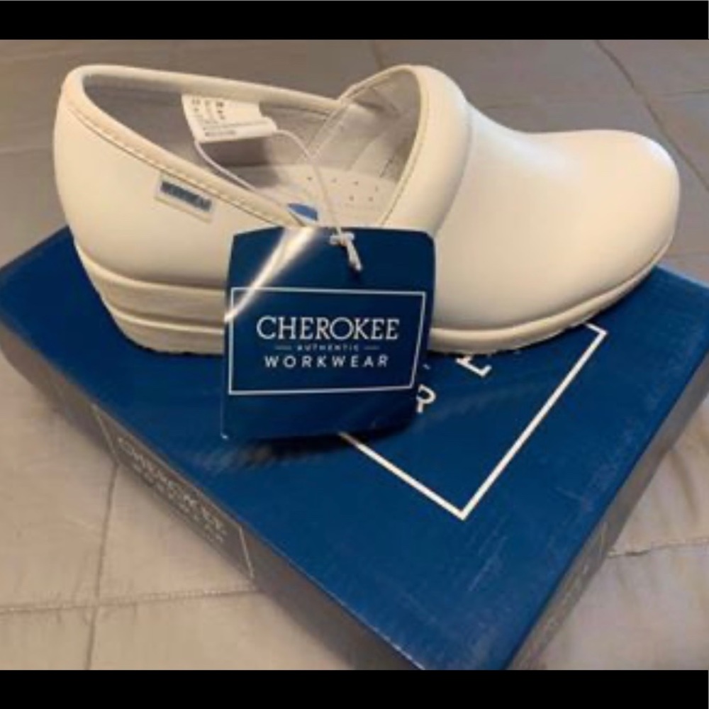 Cherokee Brand Clogs *NEW* - Picture 2 of 3